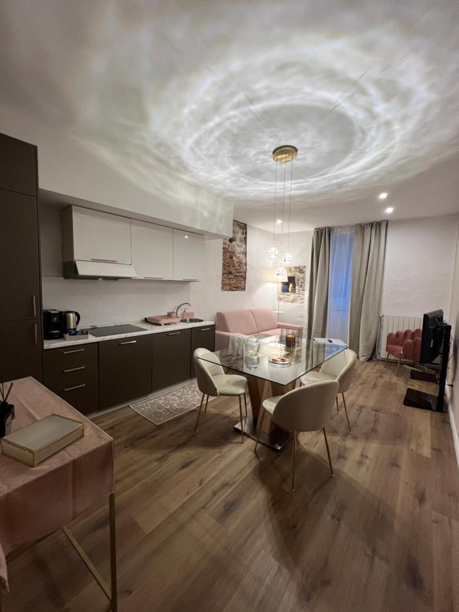 Residenza San Rocco "Suite Sul Lago" Орта-Сан-Джулио Экстерьер фото